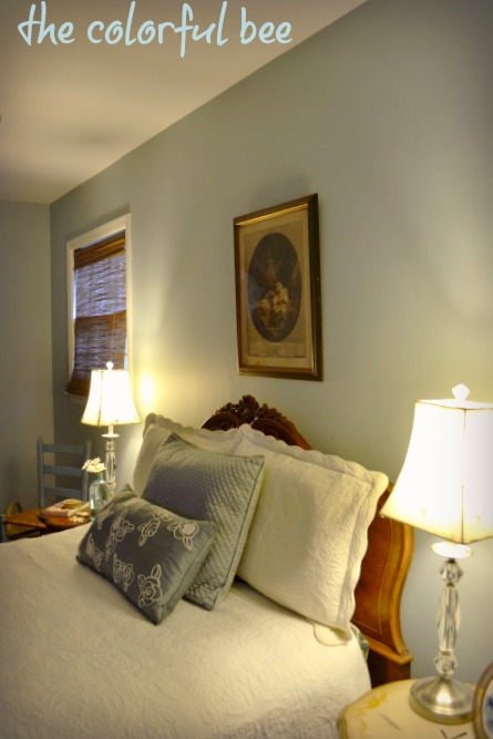 a serene bedroom in Woodlawn blue